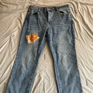 angel screen printed mom jeans